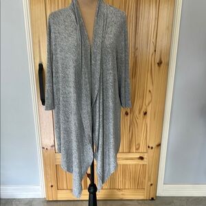Olivia Rae‎ Grey Long Short Open Cardigan. Size L